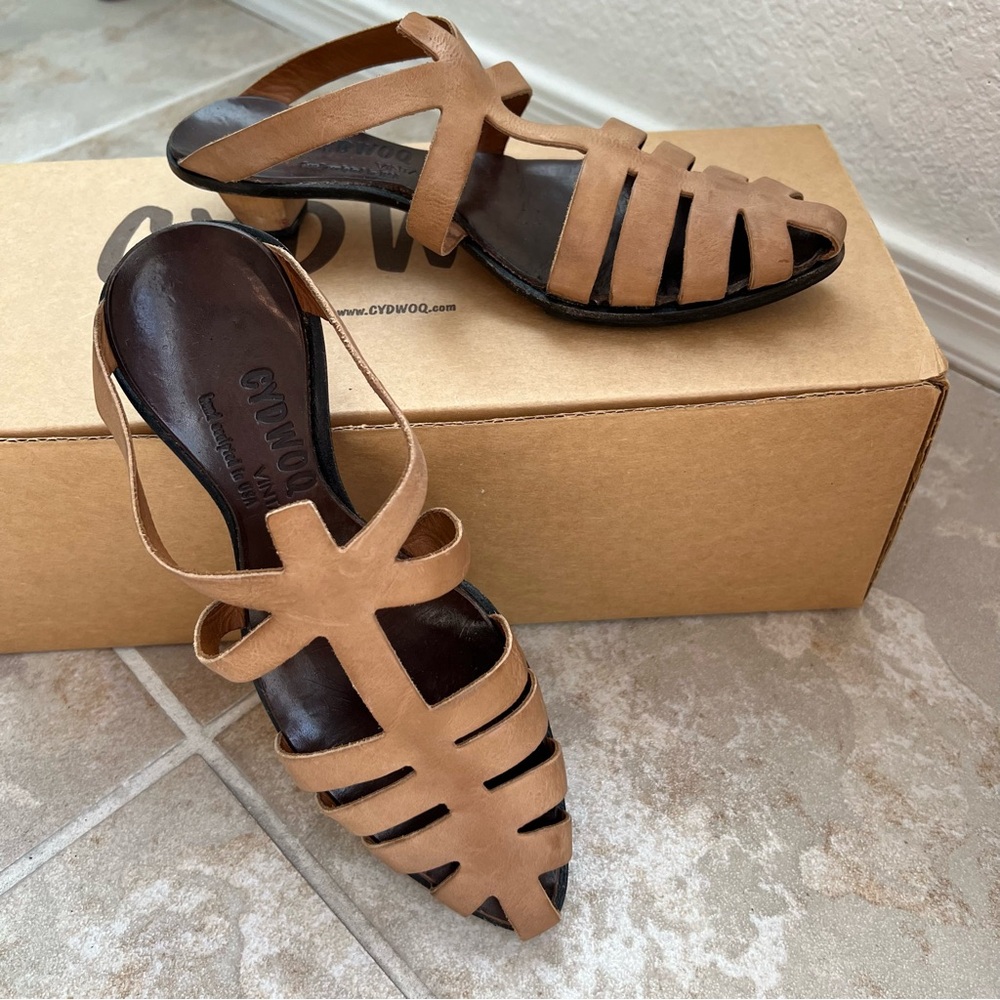 CYDWOQ Electric Leather Sandal Kitten Heel Slide Tan 36 USA 6